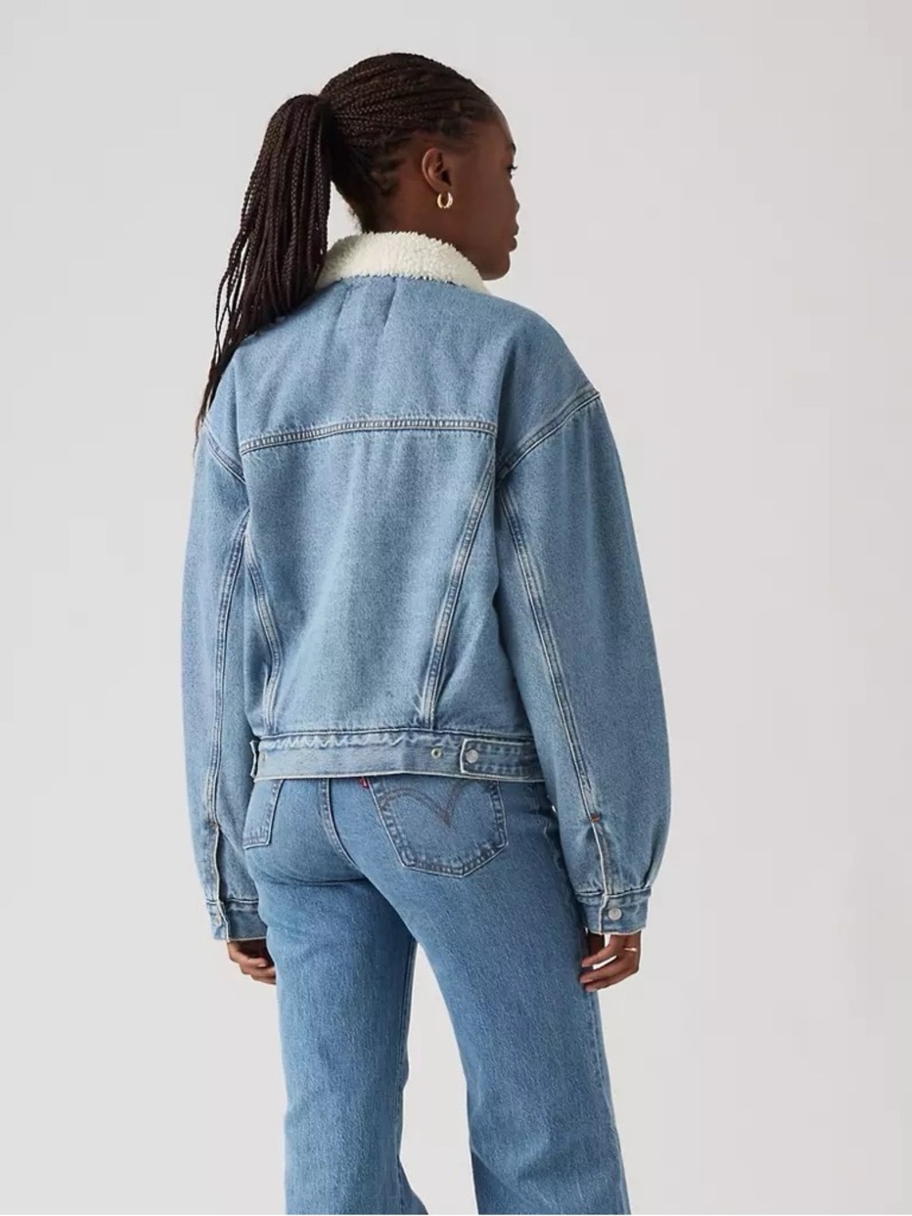 NWT Levi’s 90’s Sherpa Trucker Jacket - Picture 2 of 7